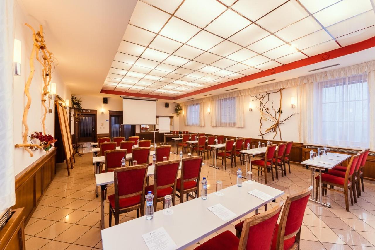 Hotel Velká Klajdovka Brno Exterior foto